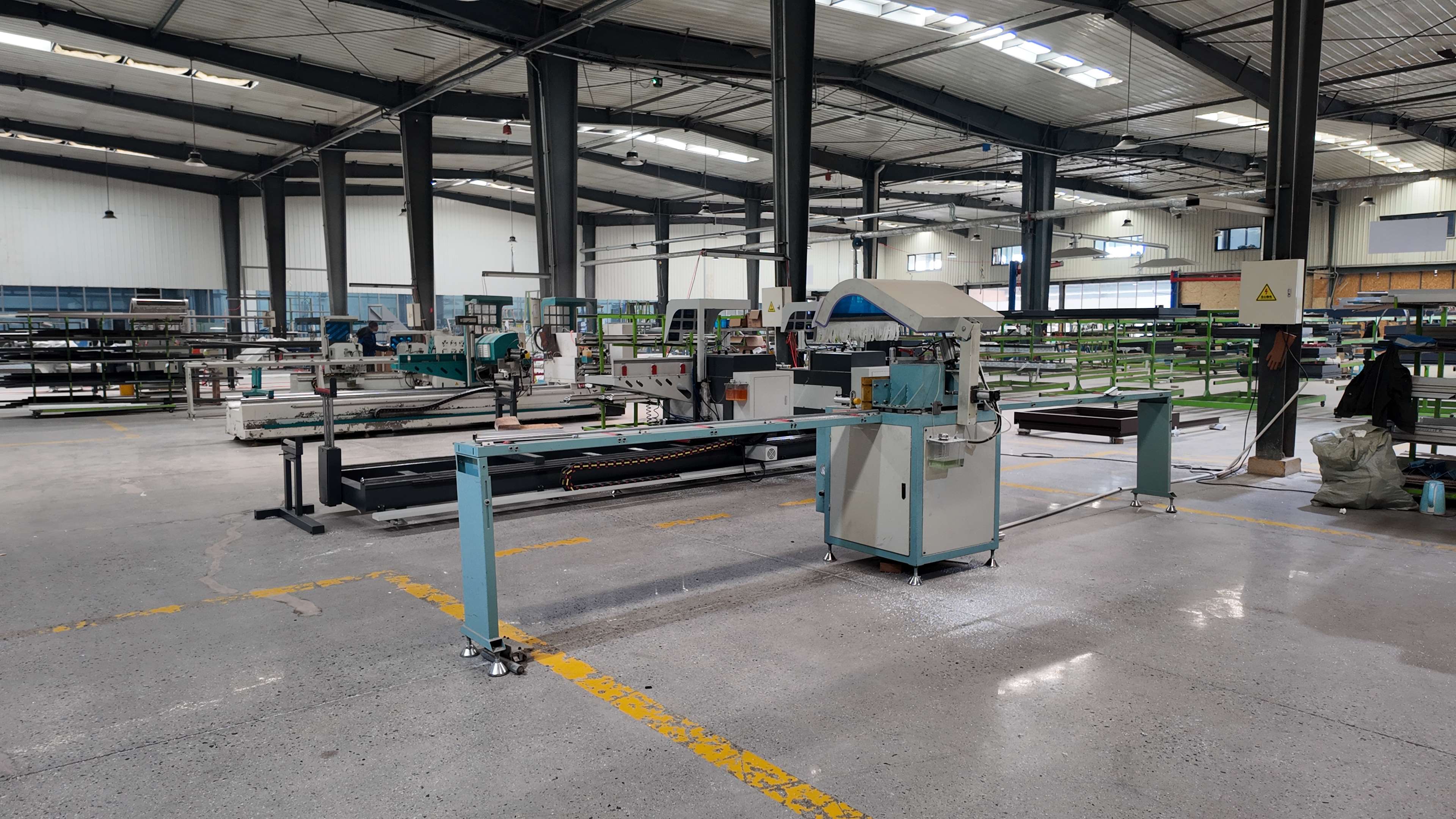 Производство Frameless Studio 4