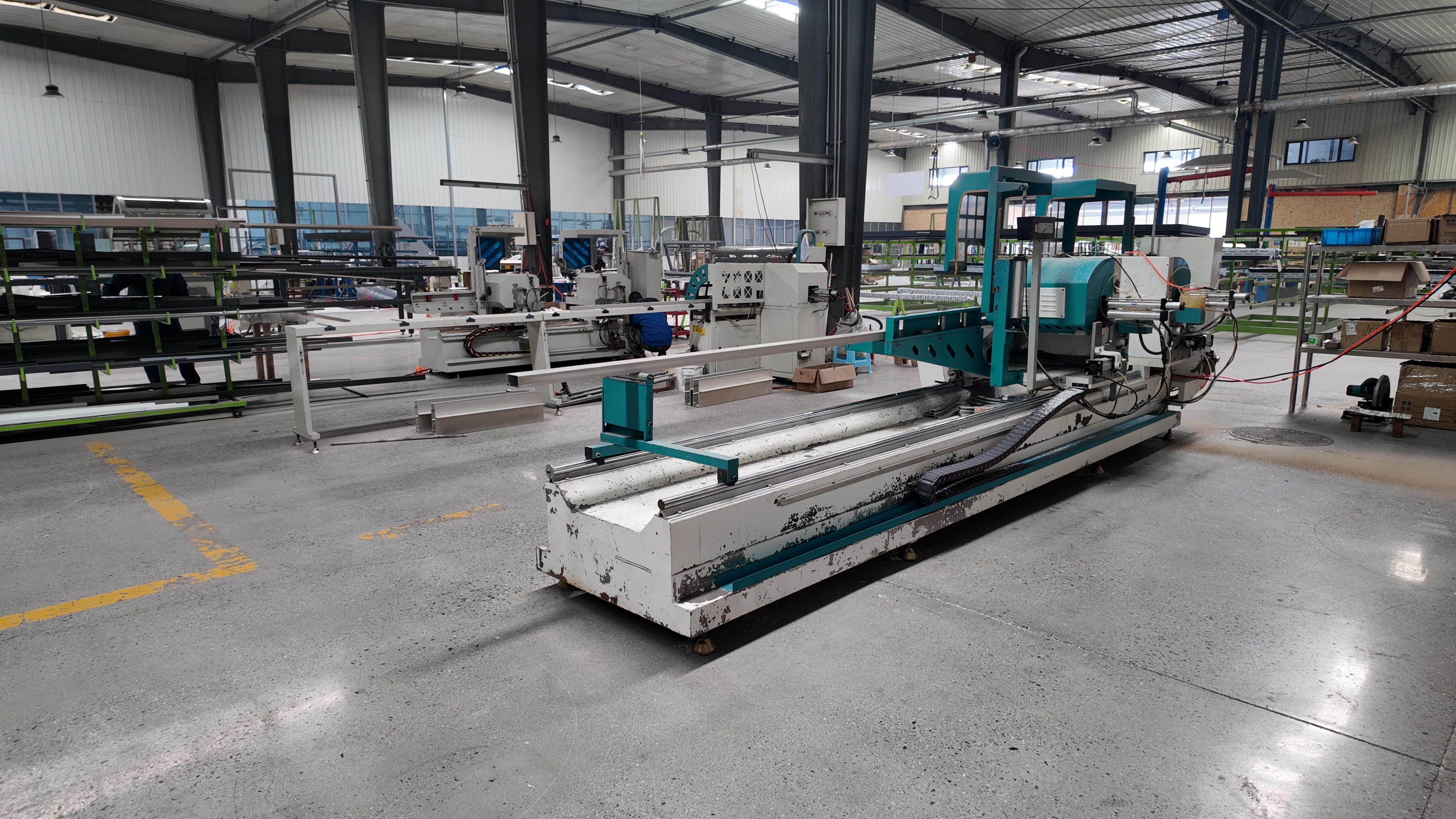 Производство Frameless Studio 8